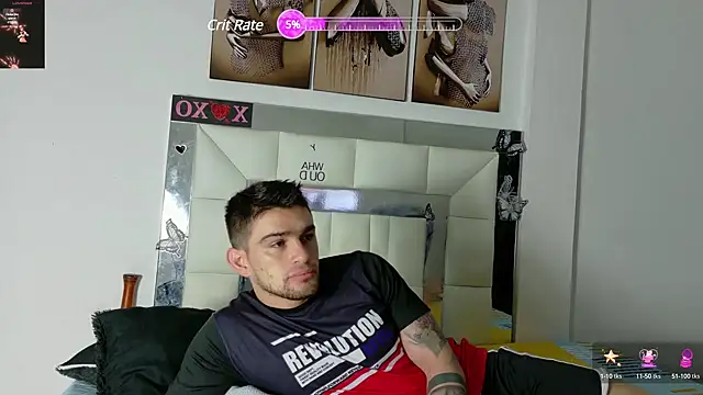 Snapshot of Sexy_Alejandro_ chatting on February 14, 2025, 11:42 am Sexy Alejandro online show from February 14, 2025, 11:42 am