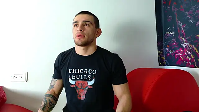 Snapshot of Sexy_Alejandro_ chatting on October 21, 2025, 11:31 am Sexy Alejandro online show from October 21, 2025, 11:31 am