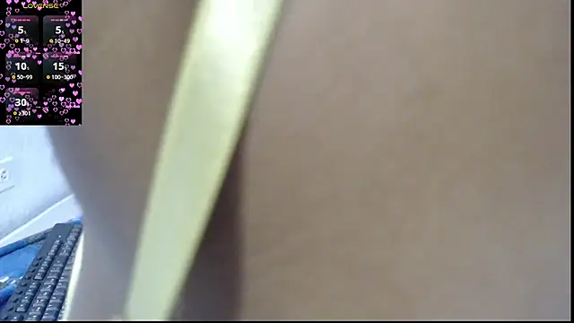 dannaberlin 0 online show from October 3, 2025, 1:31 am