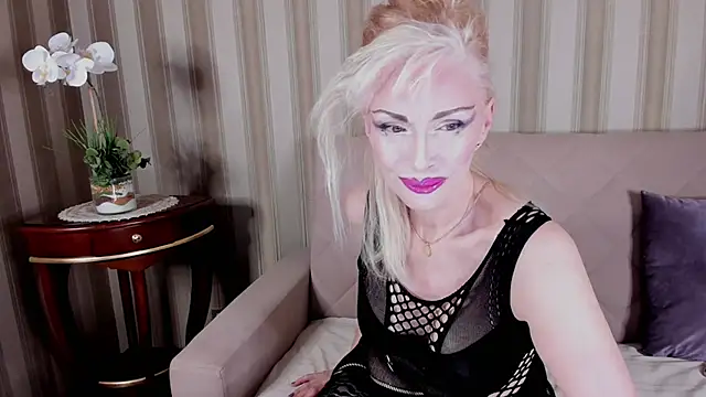 Snapshot of Rita_Farel chatting on February 3, 2026, 2:53 am Rita Farel online show from February 3, 2026, 2:53 am