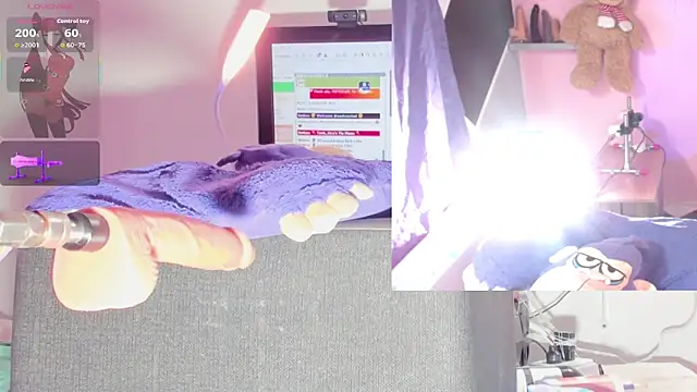 kira touka online show from November 24, 2025, 5:51 am