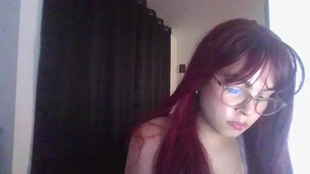 Snapshot of Kiri_Cutee chatting on February 20, 2025, 5:23 am Kiri Cutee online show from February 20, 2025, 5:23 am