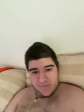 Snapshot of Yann_18 chatting on July 13, 2026, 3:00 pm Yann 18 online show from July 13, 2026, 3:00 pm