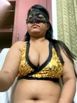 kamayanisingh24 online show from November 14, 2025, 5:49 pm
