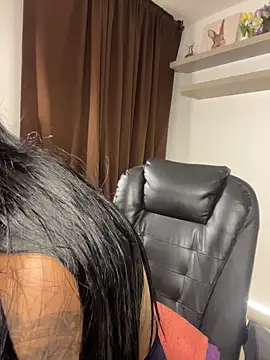 Snapshot of Valentina_cartier chatting on June 20, 2026, 12:04 am Valentina cartier online show from June 20, 2026, 12:04 am