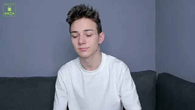 Viego Pattel online show from December 3, 2025, 12:37 pm