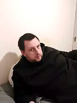 HE-M123 online show from January 1, 2025, 10:24 pm