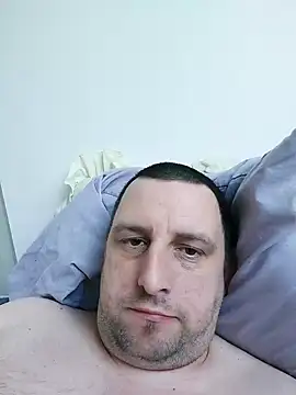 HE-M123 online show from September 30, 2025, 7:58 am