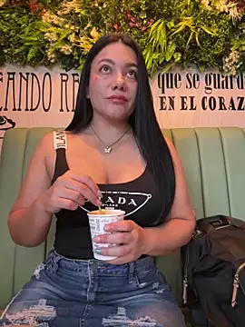 Abril10  online show from April 15, 2026, 3:05 pm