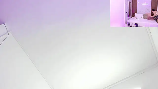 Snapshot of pamelajons_ chatting on October 21, 2025, 1:10 pm pamelajons online show from October 21, 2025, 1:10 pm