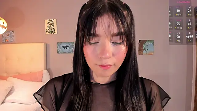 Maia W10 online show from April 9, 2026, 12:22 pm