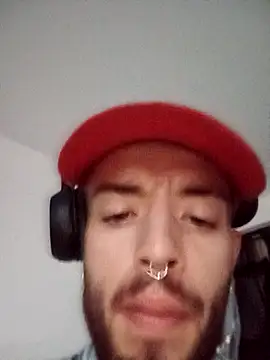 Snapshot of Aaronkiller chatting on February 10, 2026, 11:04 pm Aaronkiller online show from February 10, 2026, 11:04 pm