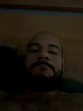 Snapshot of kioluy chatting on September 20, 2025, 2:44 pm kioluy online show from September 20, 2025, 2:44 pm