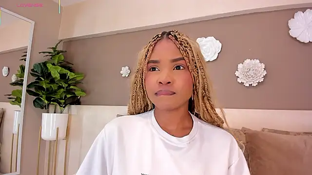 Snapshot of AriaFoster chatting on February 8, 2026, 3:48 am AriaFoster online show from February 8, 2026, 3:48 am