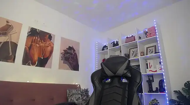 catalinapalencia online show from January 9, 2025, 8:55 pm