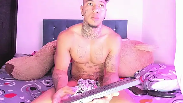 daamonxxx19 online show from December 2, 2025, 6:20 pm