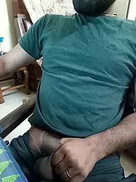 Hot boy Rudra online show from April 9, 2026, 3:07 pm