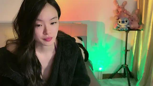 Fairy-HF online show from December 7, 2024, 1:57 pm