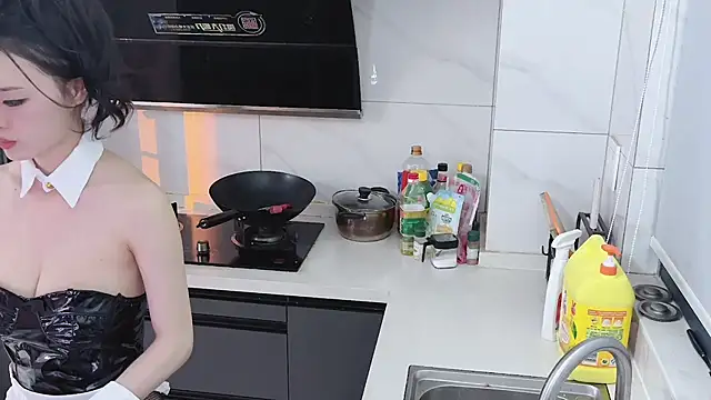 Fairy-HF online show from September 16, 2025, 11:11 am