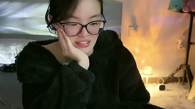 Fairy-HF online show from December 10, 2024, 3:22 pm