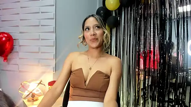 Snapshot of BriannaHarps chatting on February 8, 2025, 4:14 pm BriannaHarps online show from February 8, 2025, 4:14 pm