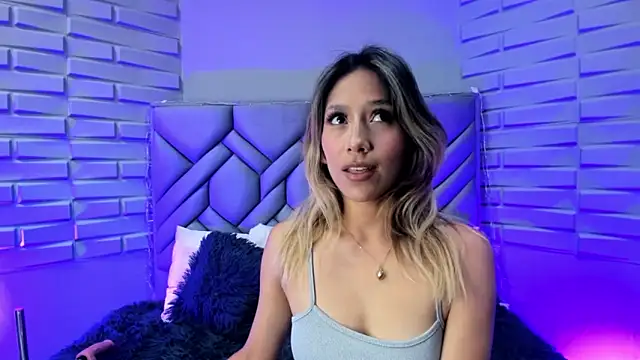 Snapshot of BriannaHarps chatting on February 13, 2025, 8:55 pm BriannaHarps online show from February 13, 2025, 8:55 pm