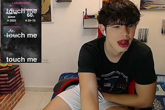 Snapshot of Angelo-cianuro- chatting on September 20, 2025, 10:04 pm Angelo-cianuro- online show from September 20, 2025, 10:04 pm