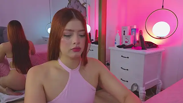 Snapshot of _ambar_Adamss chatting on November 3, 2025, 11:25 am ambar Adamss online show from November 3, 2025, 11:25 am