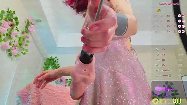 Snapshot of MyLou_ chatting on March 17, 2025, 6:32 pm MyLou online show from March 17, 2025, 6:32 pm