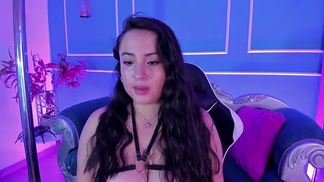 Snapshot of Red_star8 chatting on December 18, 2025, 11:25 am Red star8 online show from December 18, 2025, 11:25 am