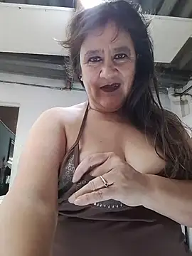 Snapshot of DirtyStefaniax chatting on November 27, 2025, 5:24 pm DirtyStefaniax online show from November 27, 2025, 5:24 pm