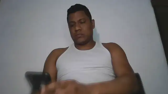 Snapshot of latinblack01 chatting on November 8, 2025, 3:48 pm latinblack01 online show from November 8, 2025, 3:48 pm
