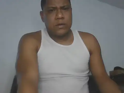 Snapshot of latinblack01 chatting on July 22, 2026, 1:35 pm latinblack01 online show from July 22, 2026, 1:35 pm