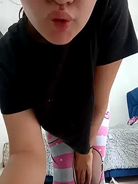 angel natural online show from October 7, 2025, 4:41 pm