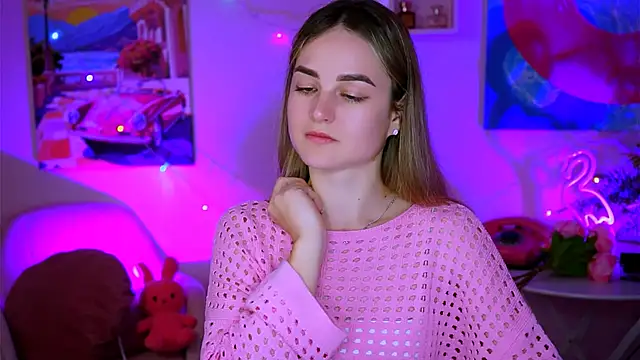 Snapshot of DeboraLarson chatting on February 15, 2025, 7:27 am DeboraLarson online show from February 15, 2025, 7:27 am