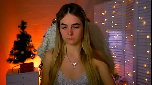 Snapshot of DeboraLarson chatting on January 13, 2026, 3:43 am DeboraLarson online show from January 13, 2026, 3:43 am