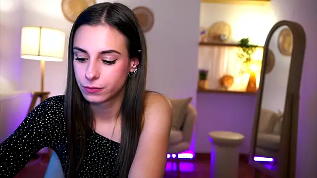 Hidden Gem  online show from December 9, 2024, 10:09 pm