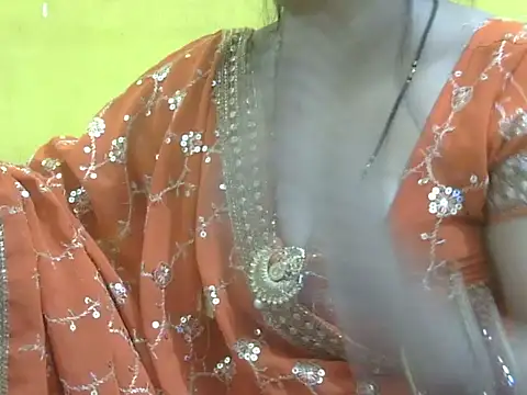 Snapshot of HOT-SEEMAA chatting on June 7, 2026, 8:14 pm HOT-SEEMAA online show from June 7, 2026, 8:14 pm