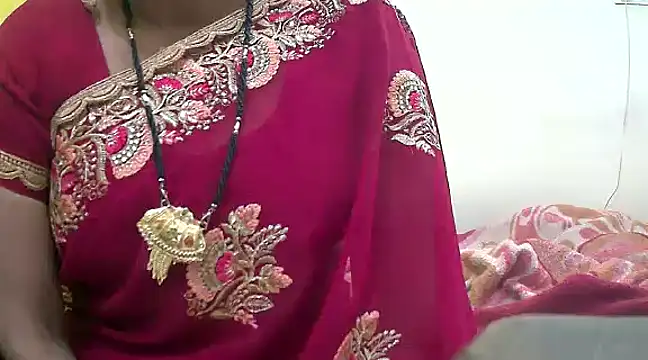 Snapshot of LOVE-SUSHILA chatting on January 19, 2025, 5:48 am LOVE-SUSHILA online show from January 19, 2025, 5:48 am