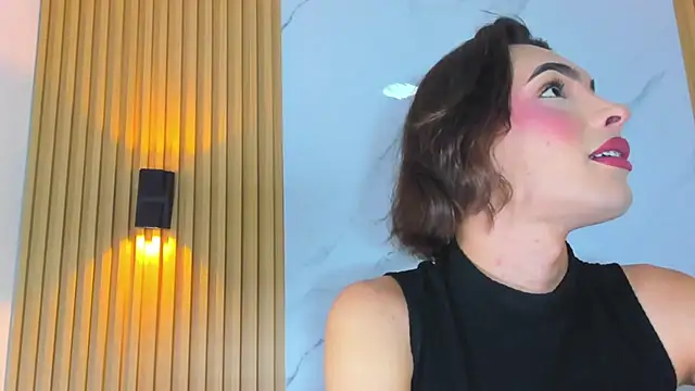 Snapshot of miss_Ari chatting on January 11, 2025, 7:05 pm miss Ari online show from January 11, 2025, 7:05 pm