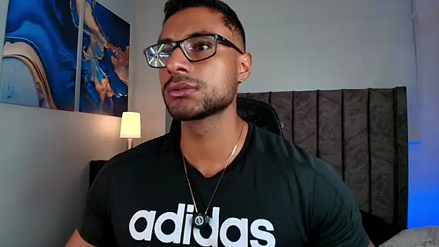 LiamGarcia1 online show from April 15, 2026, 4:40 am