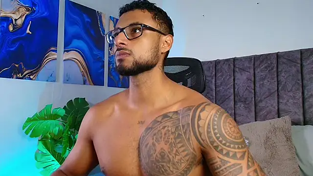 Snapshot of LiamGarcia1 chatting on September 22, 2025, 1:17 pm LiamGarcia1 online show from September 22, 2025, 1:17 pm