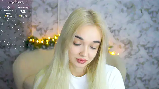 Ashley S online show from December 3, 2025, 11:04 pm