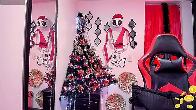 Snapshot of freyja_diamond chatting on December 24, 2024, 3:05 am freyja diamond online show from December 24, 2024, 3:05 am