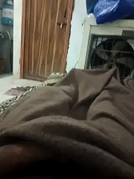 pintuS40 online show from February 10, 2026, 11:48 pm