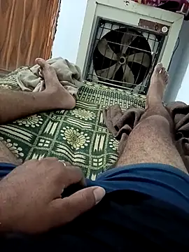 pintuS40 online show from April 10, 2026, 2:40 am