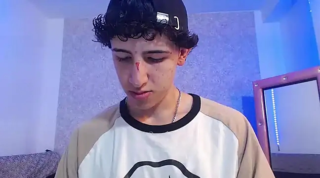 Kerverr  online show from February 15, 2025, 1:49 pm