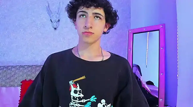 Kerverr  online show from March 13, 2025, 3:17 pm