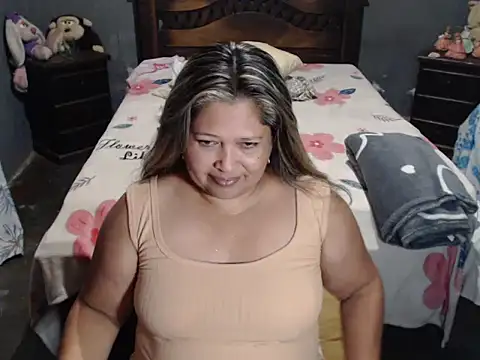 CANDYSWEET51 online show from April 11, 2026, 9:40 pm