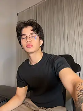 ajordanR online show from April 18, 2026, 1:52 am